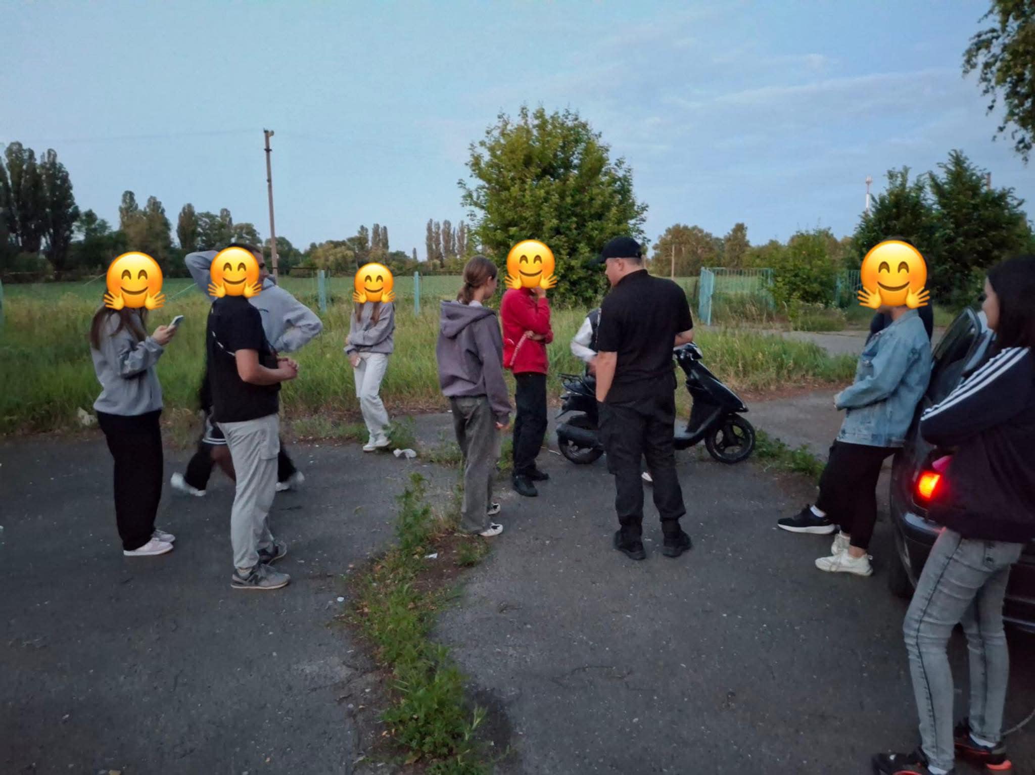 Підлітки та поліція
